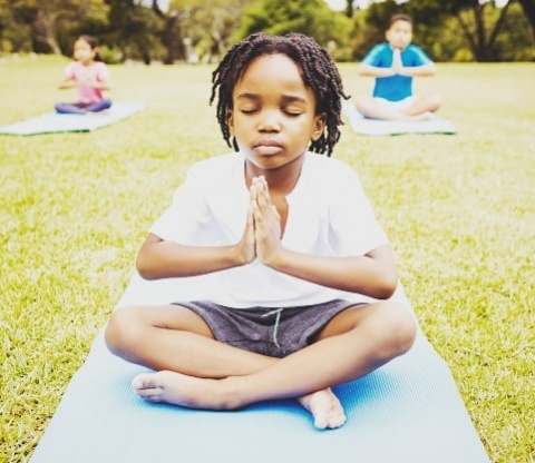 Duas sessões de yoga baby ou yoga kids