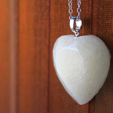 Jóia de leite materno