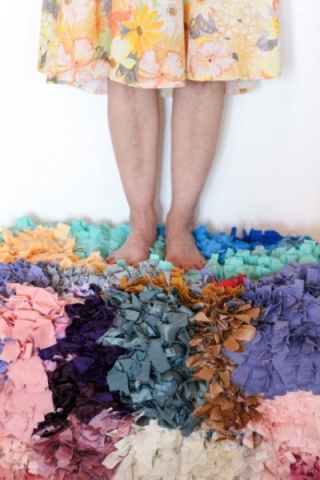 Tapete manufacturado pela sua Avó preferida + Workshop privado com a Avó adoptada + Almoço feito de conversas sobre a vida e dicas em optimismo.