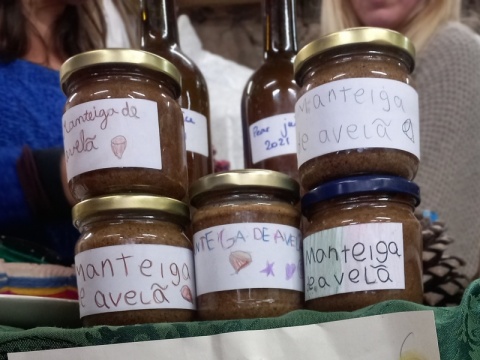 Cabaz de produtos surpresa do projeto Bosque Escola Avelãs