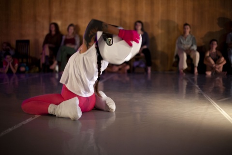 10 Aulas + Jam (Contact Improvisation) e Menção