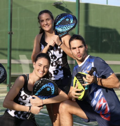 LinQ Friends 50%: 10 JOGOS para 4 pessoas