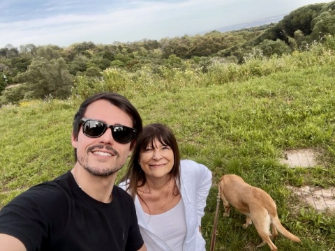 Video Personalizado a agradecer o apoio do doador. 