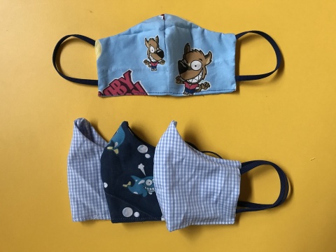 Máscaras caseiras - pack 4 unidades (2 criança 6/12 + 2 criança 3/6)