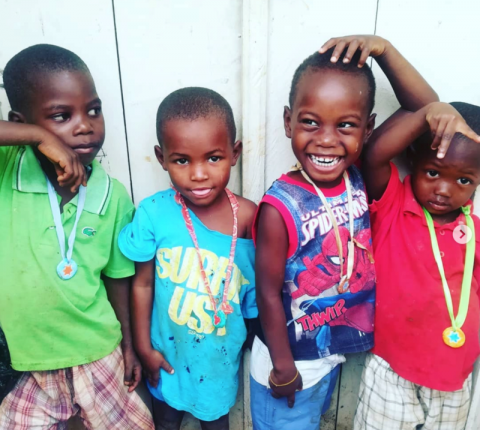 Vídeo personalizado pelas crianças