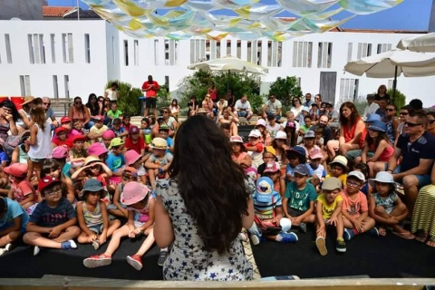 APOIA COM 15€ OU MAIS -  SESSÃO DE HISTÓRIAS