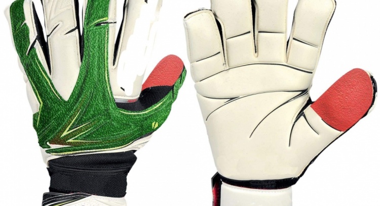Portuguese goalkeeper gloves