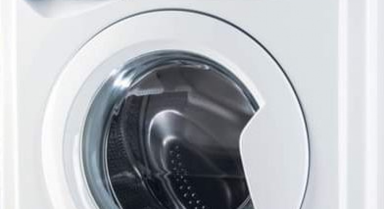Help homeless ex couple buy washing machine 
