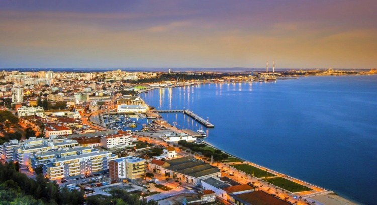 "If You Don't Know, Ask — a podcast to talk about Setúbal"