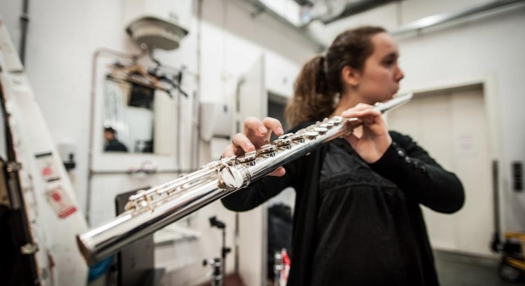 Ana Filipa Lima in WORLD PEACE ORCHESTRA