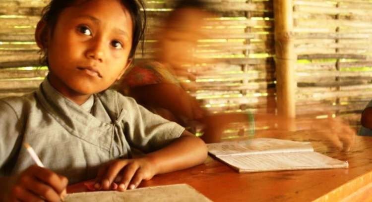 Livros Escolares para Crianças Nepalesas